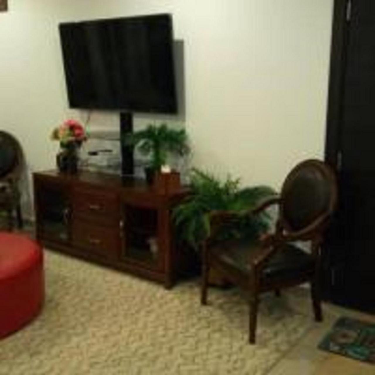 Doc'S Suite อักกรา ภายนอก รูปภาพ